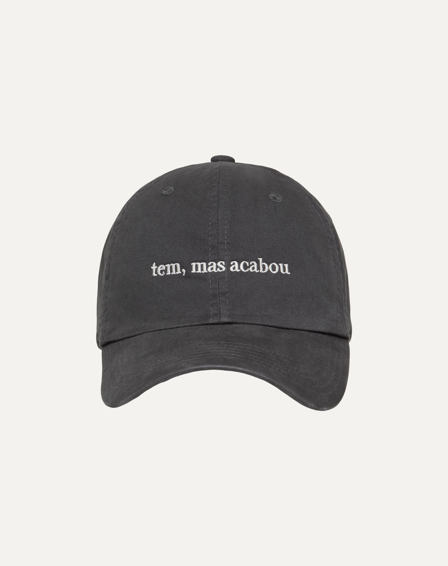 Boné "tem, mas acabou"