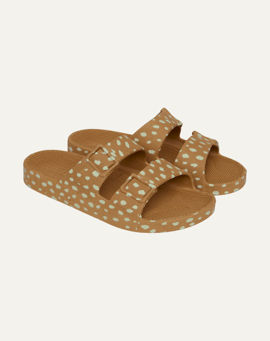 Linus Chital Caramelo