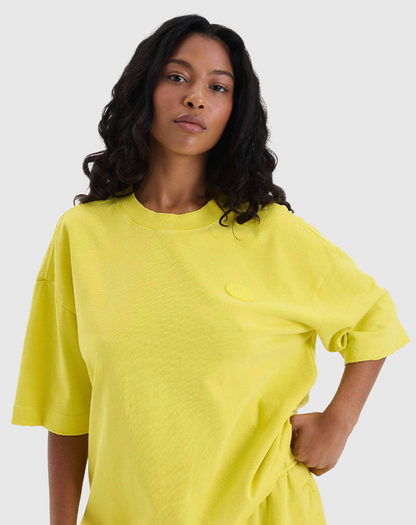 Camiseta Over Linus + Baw Flúor